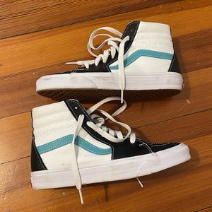 Women’s size 8 high top vans